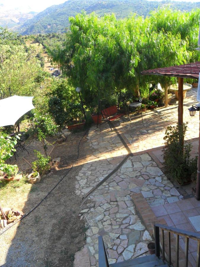 צ'פאלו Alla Finestra Sul Parco מראה חיצוני תמונה